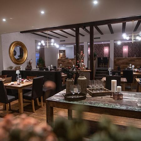 Landgasthaus & Hotel Zur Krone 达恩 外观 照片