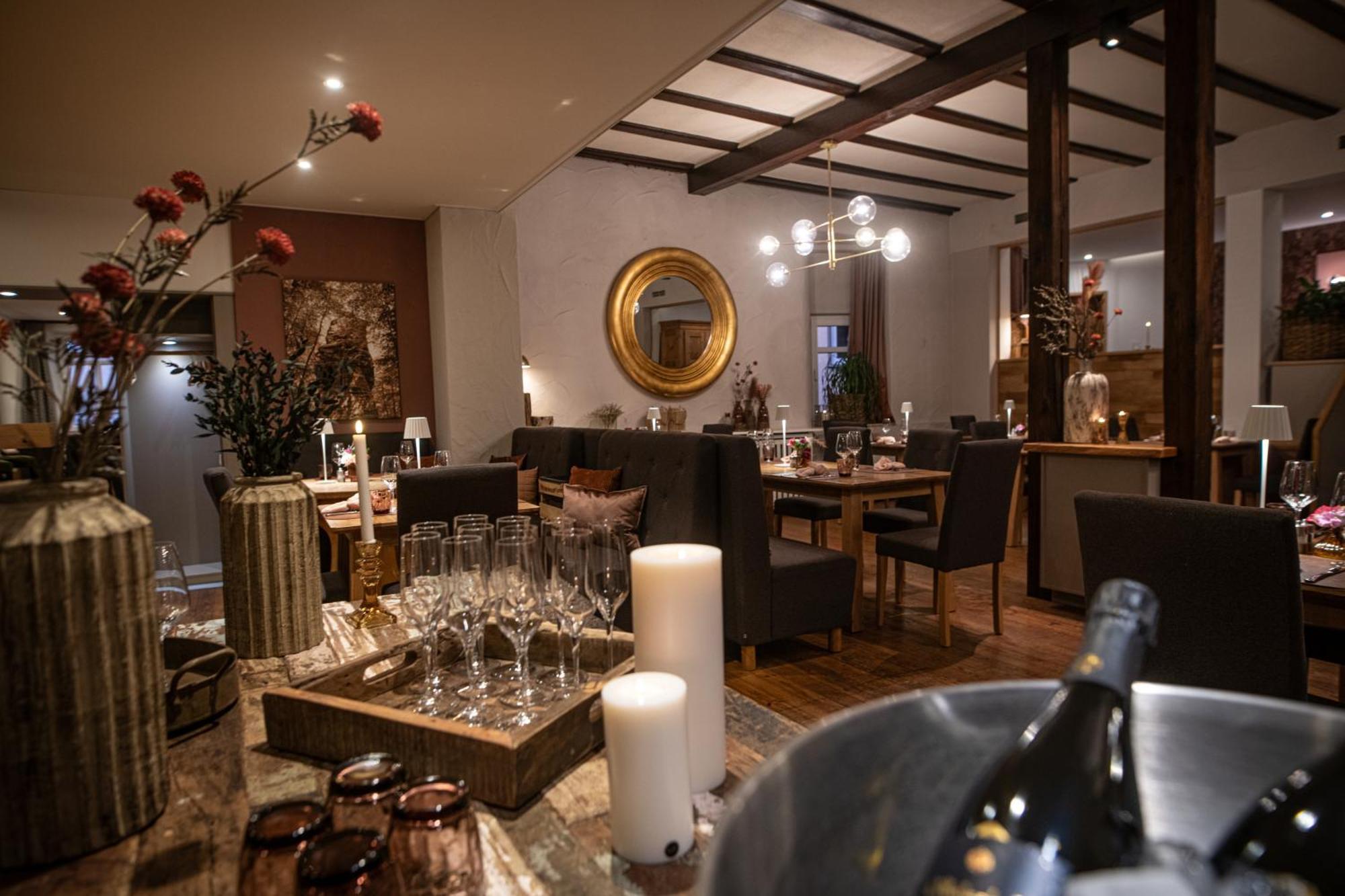 Landgasthaus & Hotel Zur Krone 达恩 外观 照片